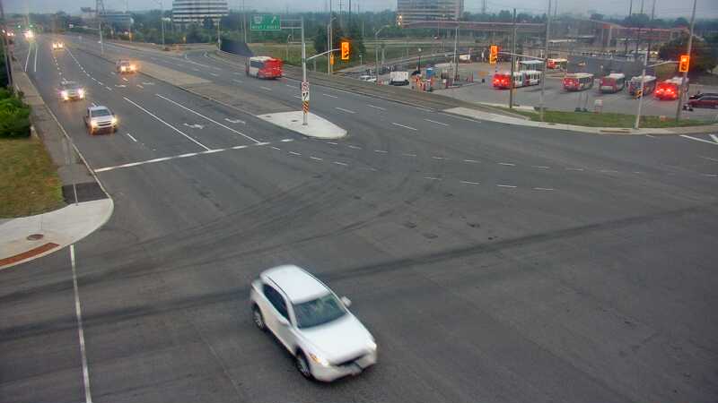 Traffic camera image at 2025-07-31 00:26:05