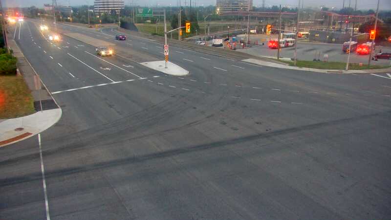 Traffic camera image at 2025-07-31 00:35:59