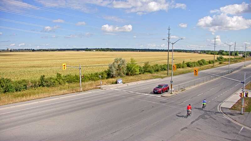 Traffic camera image at 2025-08-24 14:56:01