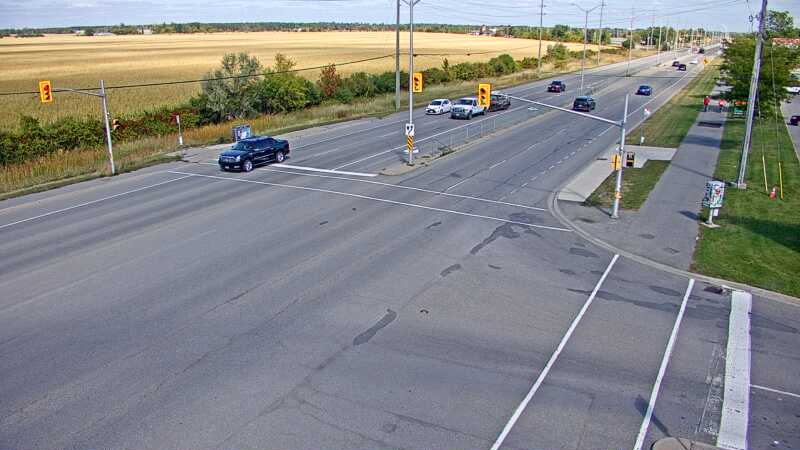 Traffic camera image at 2025-09-14 18:01:23