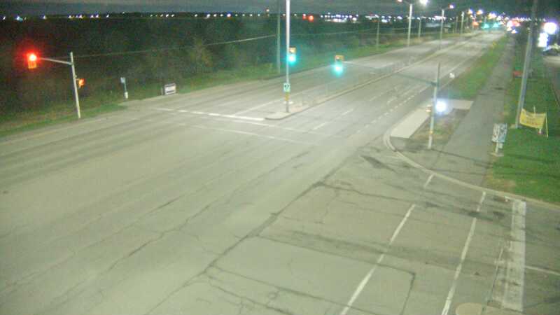 Traffic camera image at 2025-05-09 06:05:43