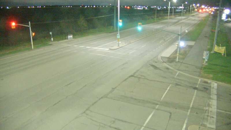 Traffic camera image at 2025-05-09 07:05:43