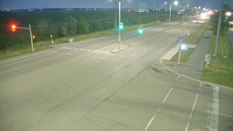 Traffic camera image at 2025-07-31 01:11:01