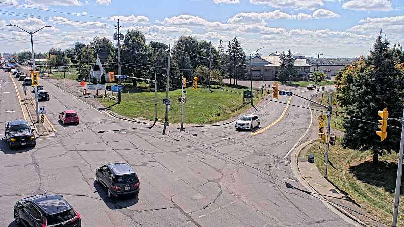 Traffic camera image at 2025-09-14 17:16:07
