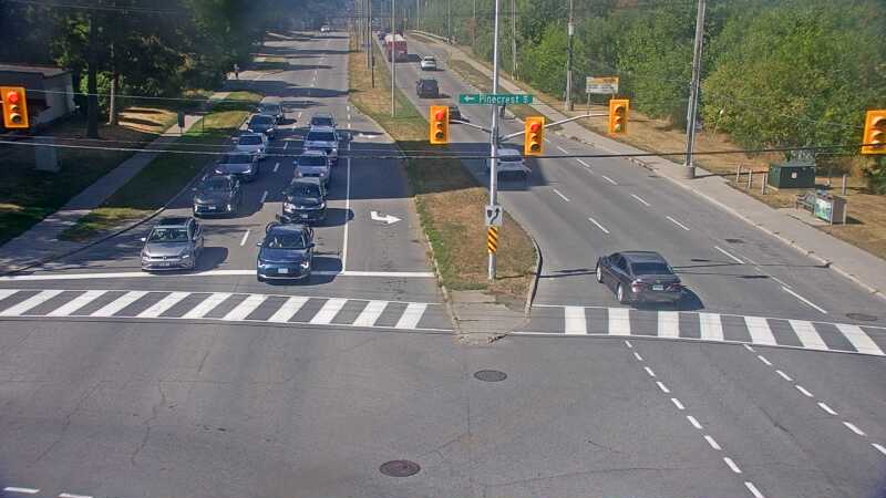 Traffic camera image at 2025-08-24 15:00:13
