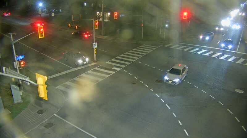 Traffic camera image at 2025-09-01 01:05:10