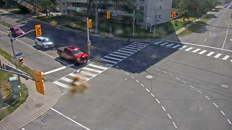 Traffic camera image at 2025-09-03 18:40:11