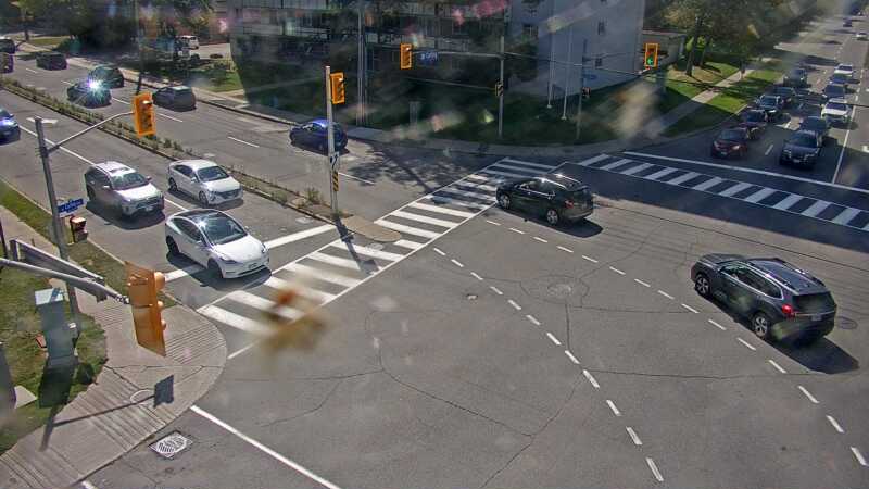 Traffic camera image at 2025-09-14 17:20:12