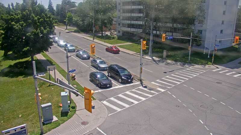 Traffic camera image at 2025-06-30 17:20:20