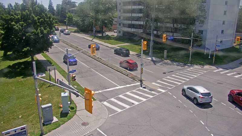 Traffic camera image at 2025-06-30 17:30:18