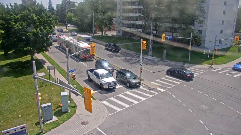 Traffic camera image at 2025-06-30 18:36:44