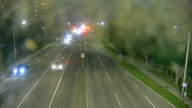 Traffic camera image at 2025-07-06 01:40:11
