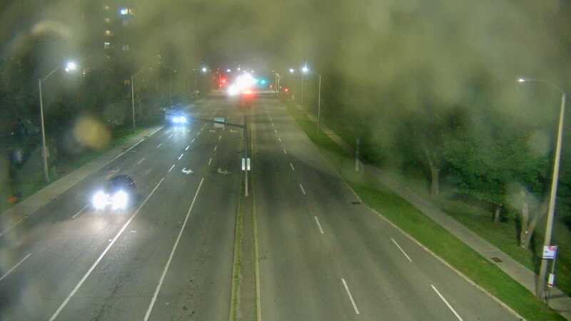 Traffic camera image at 2025-07-06 02:00:09