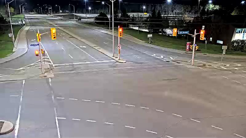 Traffic camera image at 2025-05-09 07:30:46