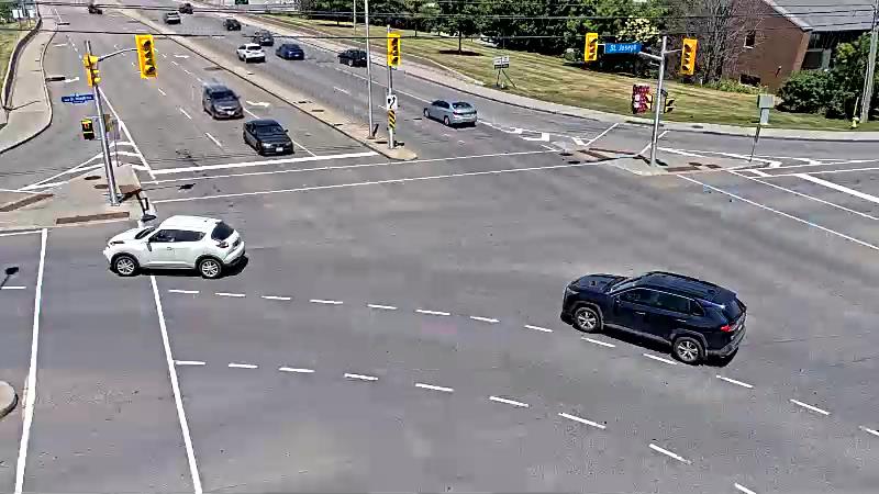 Traffic camera image at 2025-06-30 17:11:13