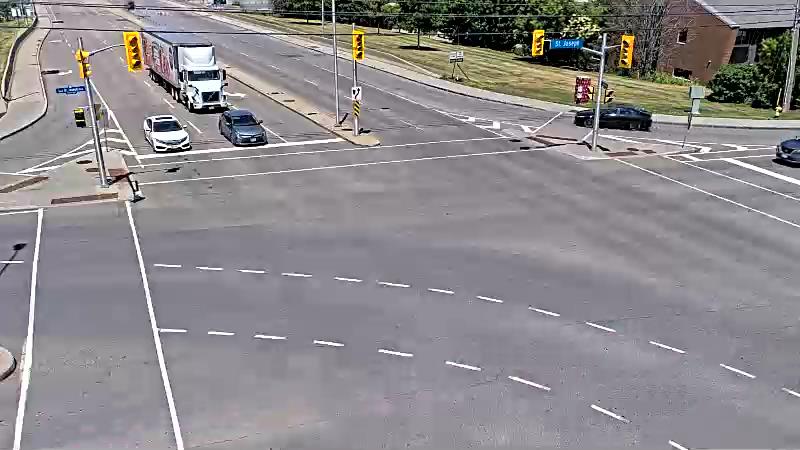 Traffic camera image at 2025-06-30 17:16:18