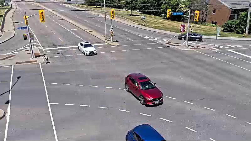 Traffic camera image at 2025-06-30 17:41:02