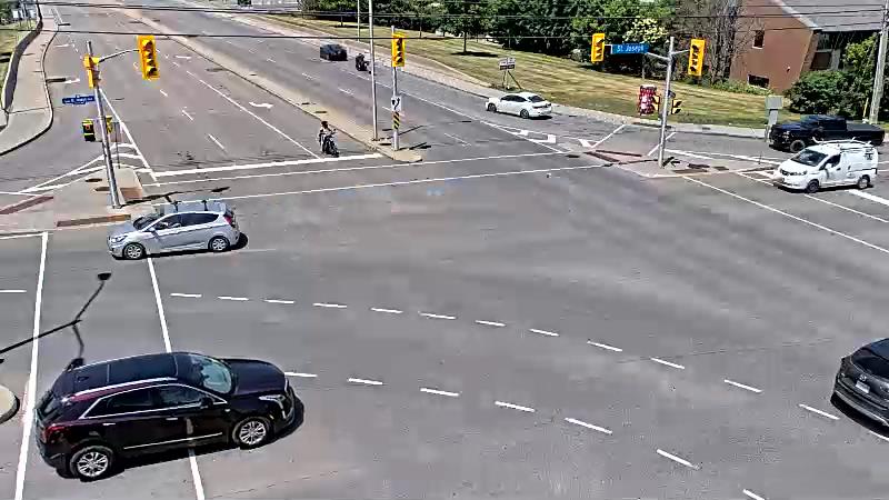 Traffic camera image at 2025-06-30 18:01:04