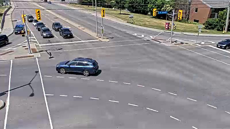 Traffic camera image at 2025-06-30 18:21:06