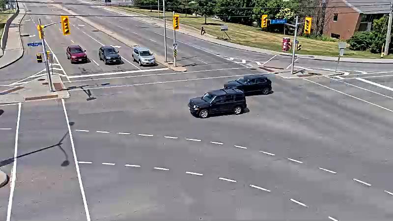 Traffic camera image at 2025-06-30 18:31:06