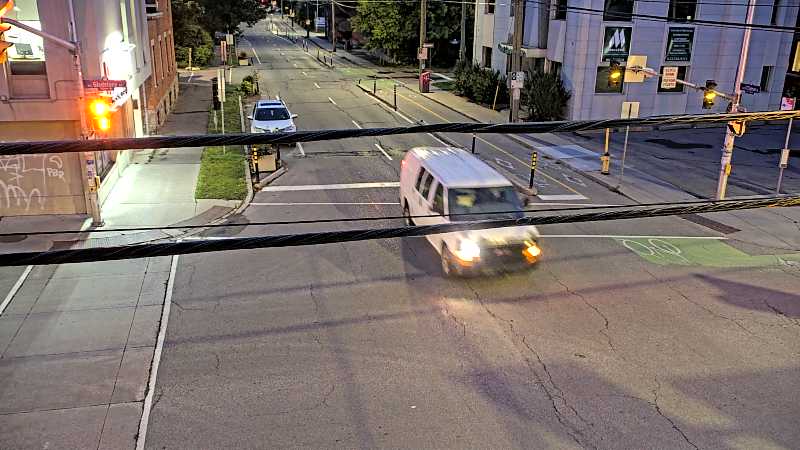Traffic camera image at 2025-09-05 10:01:04