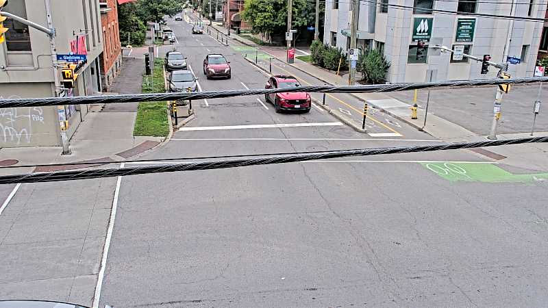 Traffic camera image at 2025-09-06 13:16:04