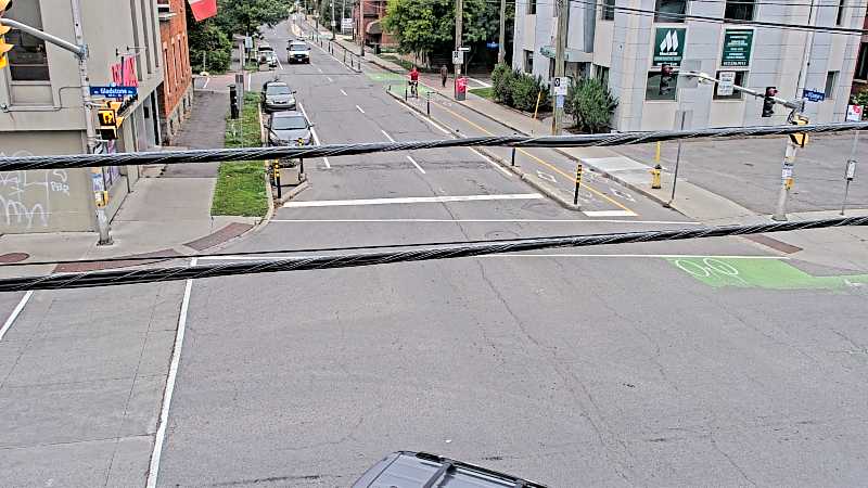 Traffic camera image at 2025-09-06 13:20:59
