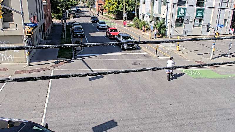 Traffic camera image at 2025-09-14 18:41:11