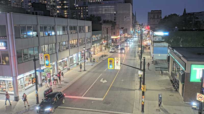 Traffic camera image at 2025-08-04 01:05:54