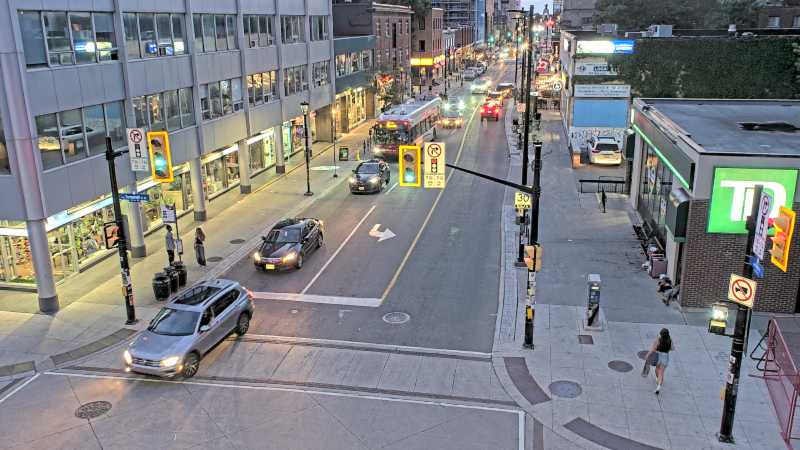 Traffic camera image at 2025-08-25 00:11:00