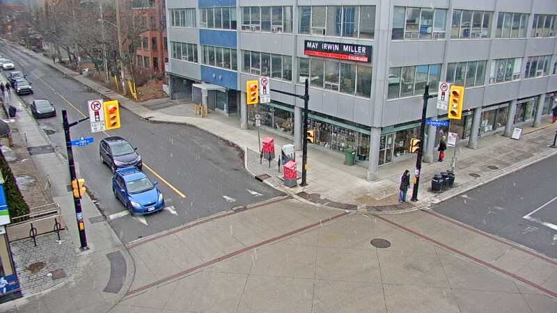 Traffic camera image at 2025-03-25 14:05:55