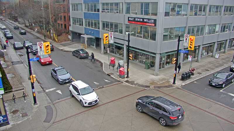 Traffic camera image at 2025-03-25 14:15:55