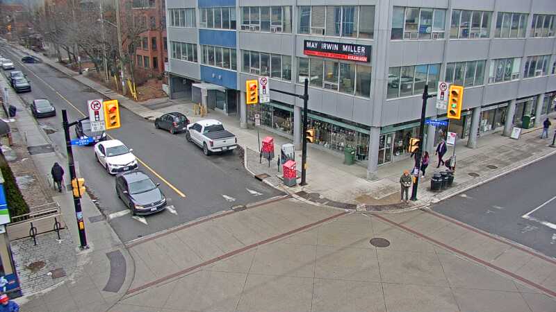 Traffic camera image at 2025-03-25 14:20:48