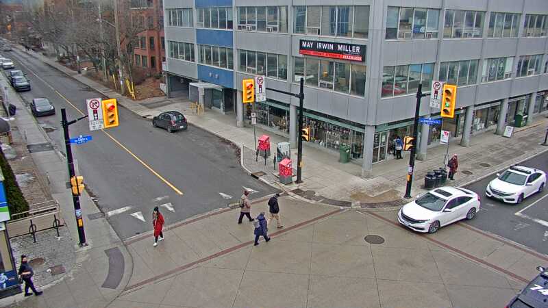 Traffic camera image at 2025-03-25 14:30:51