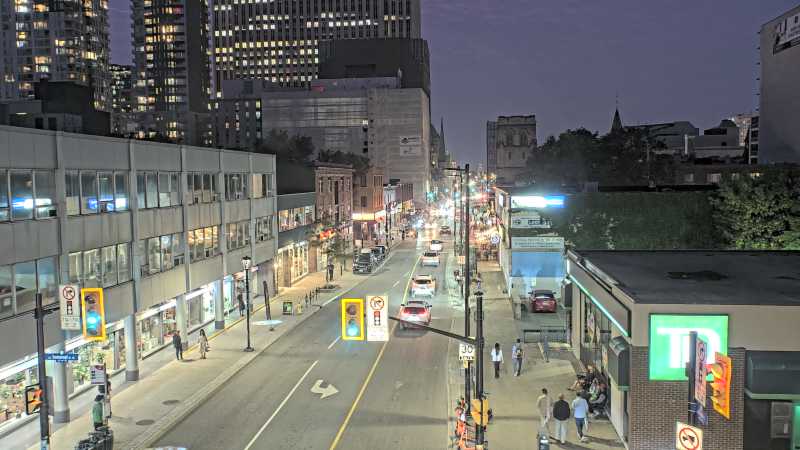 Traffic camera image at 2025-07-31 01:11:02
