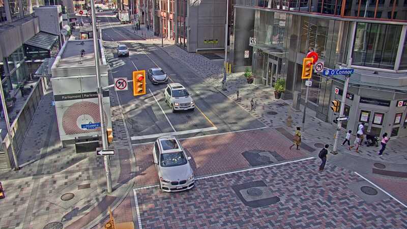 Traffic camera image at 2025-09-14 17:25:59