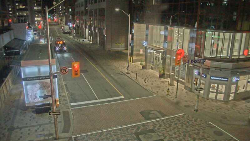 Traffic camera image at 2025-09-18 05:36:00