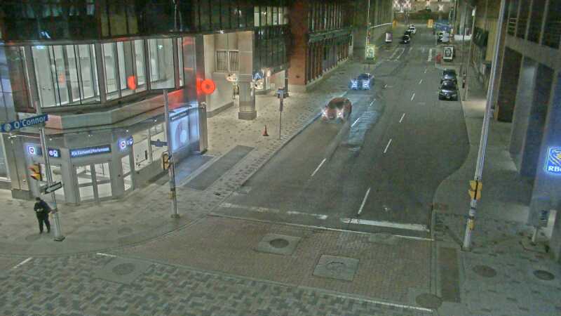 Traffic camera image at 2025-04-25 07:05:34