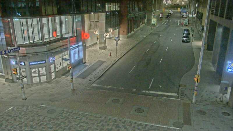 Traffic camera image at 2025-04-25 07:36:12