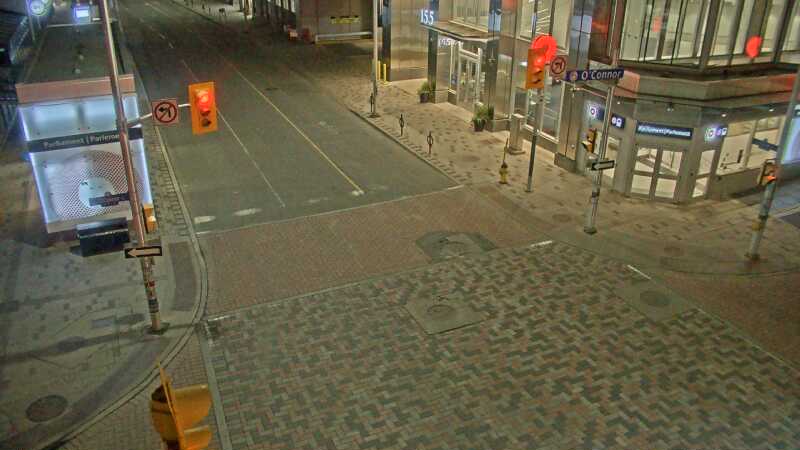 Traffic camera image at 2025-05-09 05:40:43