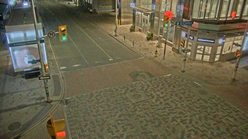 Traffic camera image at 2025-05-09 05:45:48