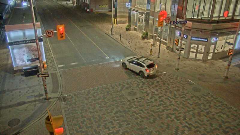 Traffic camera image at 2025-05-09 06:20:53