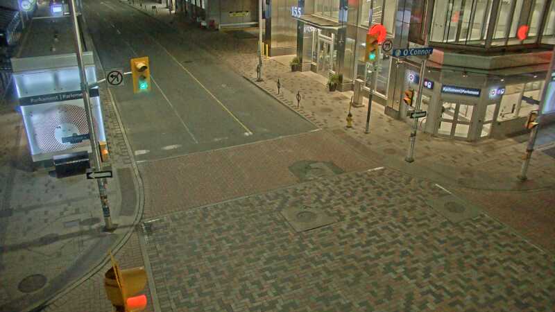 Traffic camera image at 2025-05-09 06:40:45