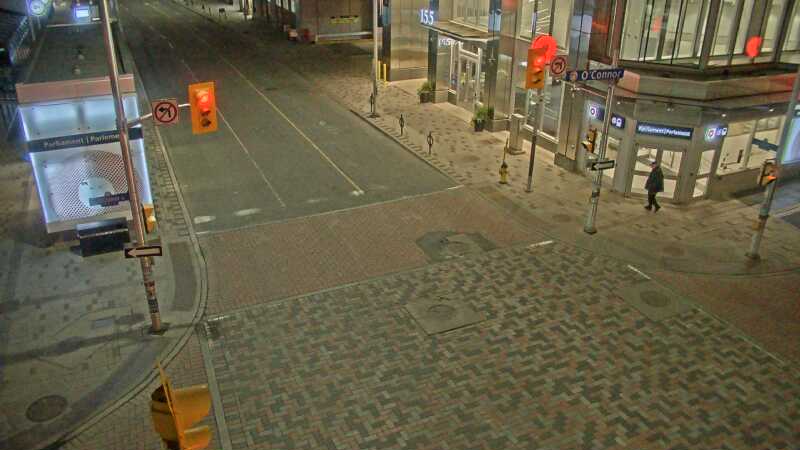 Traffic camera image at 2025-05-09 06:45:45