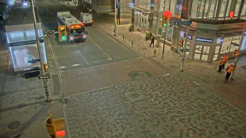 Traffic camera image at 2025-05-09 06:50:54