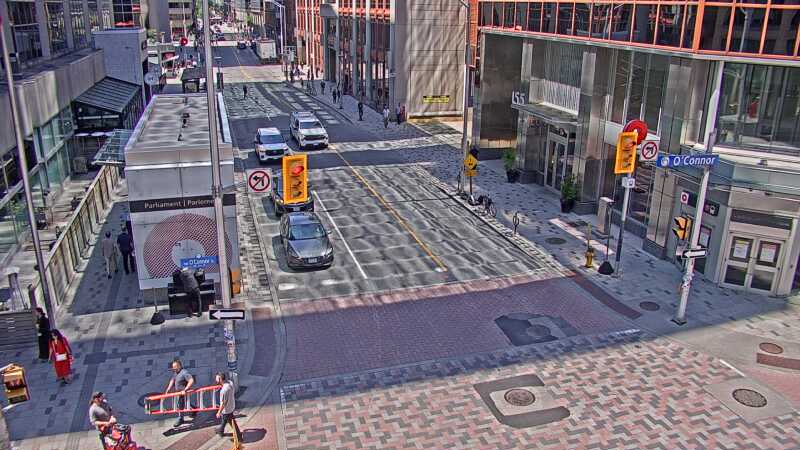 Traffic camera image at 2025-06-30 16:11:08