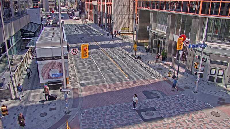 Traffic camera image at 2025-06-30 16:21:00