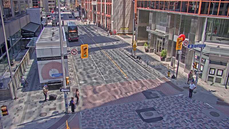 Traffic camera image at 2025-06-30 16:38:06