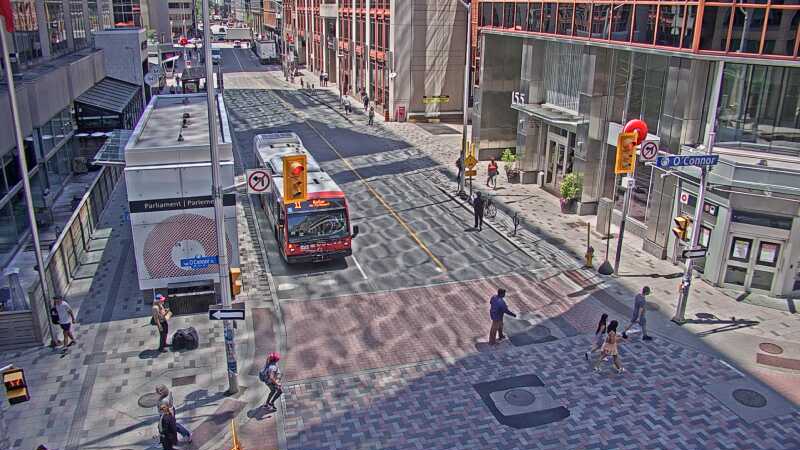 Traffic camera image at 2025-06-30 16:51:02