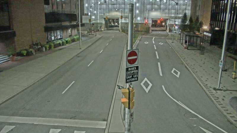 Traffic camera image at 2024-10-16 07:25:42